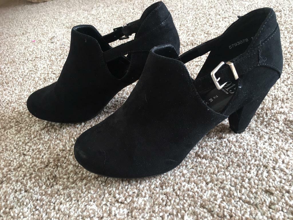 new look kids shoes